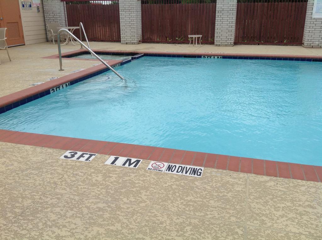 Scottish Inns & Suites Timber Creek, Houston, Tx Barker Exterior foto