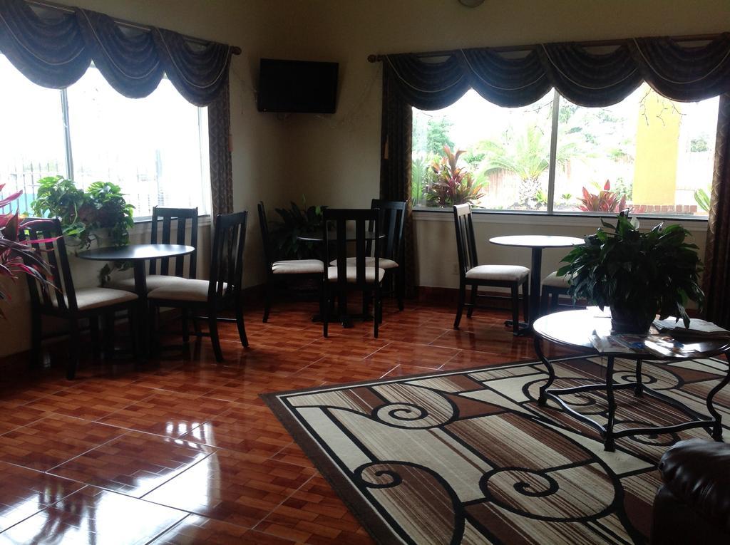 Scottish Inns & Suites Timber Creek, Houston, Tx Barker Exterior foto